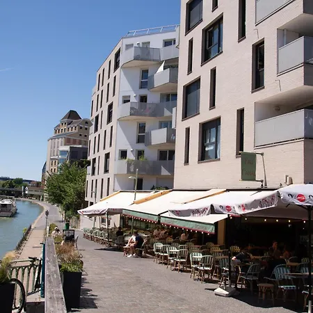 Number 9 * Pantin