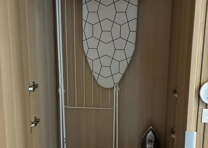 Appartement Number 9 *